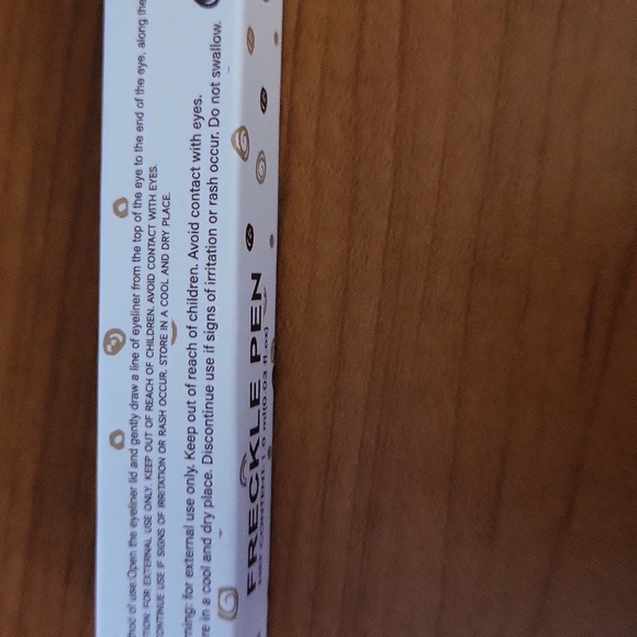 Freckle Pen by Fke.  Warm Brown New In Box. You Get 2! - Picture 5 of 16